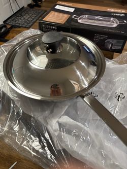 Altenbach 11 in. wok pan with lid