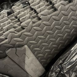 $8 Exercise Mat, 6 Pcs