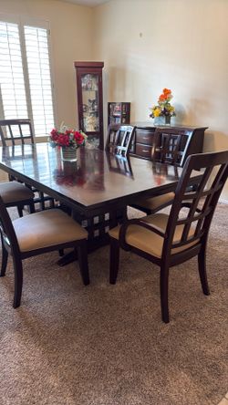 6 Seat Dining Table with Buffet Side Table
