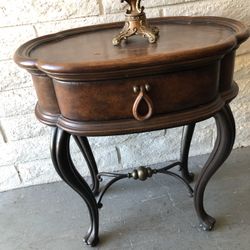 1 Night Stand Vintage Style 