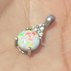 Opal Pendant 