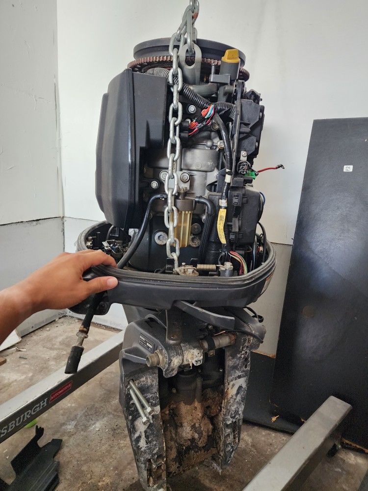 2 Yamaha 150 Outboard Engines