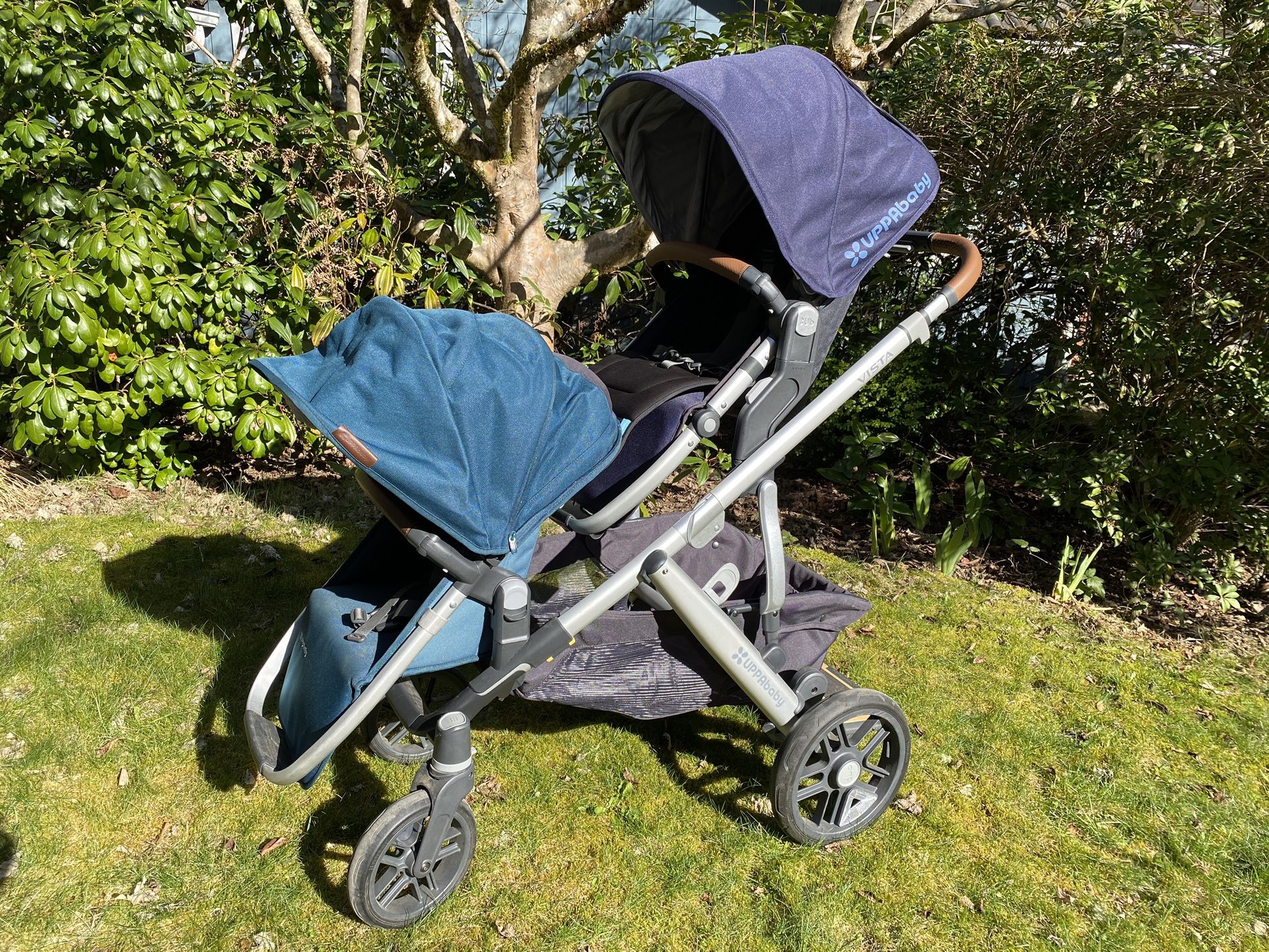 UPPAbaby Vista Double Stroller With Piggyback - Pending Through 5/5
