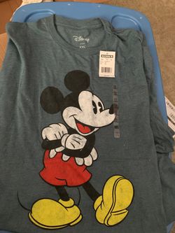 New xxlarge Mickey shirt