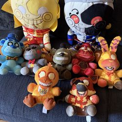 Five Nights at Freddy’s plushies