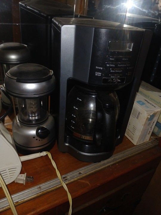 Coffee Maker And Lamp