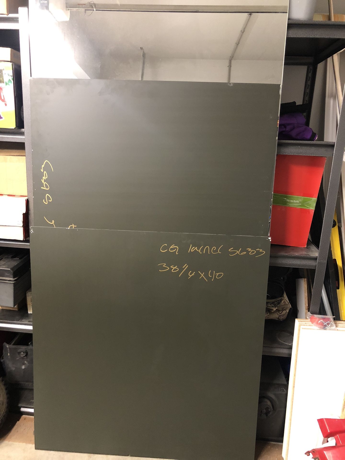 2 Mirrors with bottom aluminum frame.