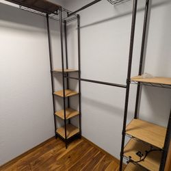 Walk-In Closet Shelving And Rods