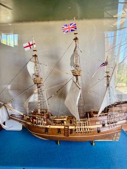 Mayflower: Wooden Tall Ship Scale Model with Sails