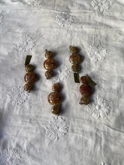 Glass beads