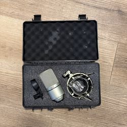 MXL - 990 Condenser XLR Microphone - Used