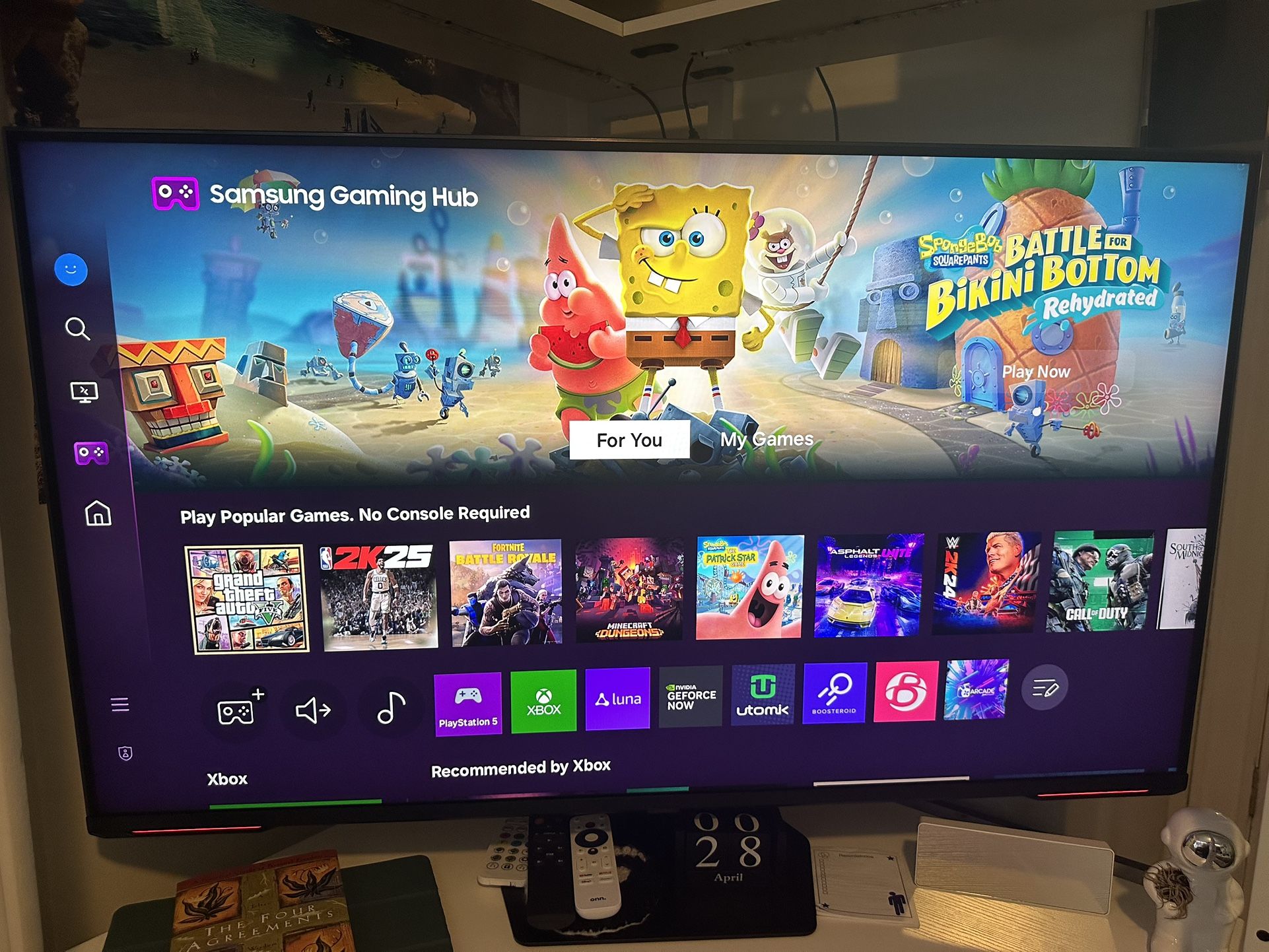 Samsung Odyssey Neo G7 4k 144hz 43”