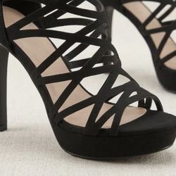 New Black Platform Heels 5.5 – Dressy & Chic