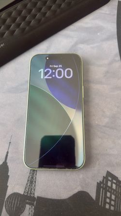 Apple iPhone in Green