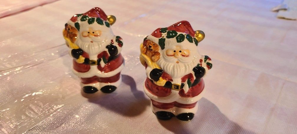 Festive Salt & Pepper Shakers