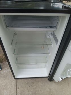 !! Mini Fridge