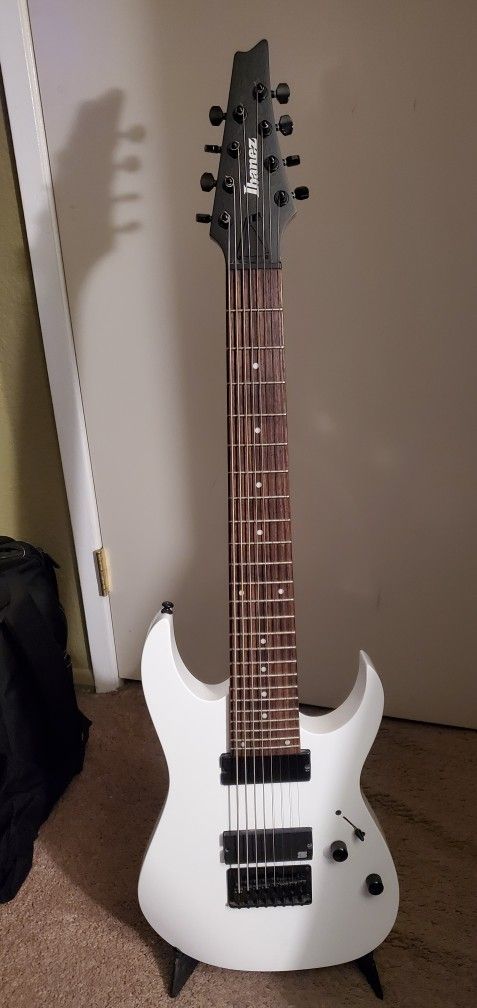 Ibanez 8 String Guitar with active Pickup
