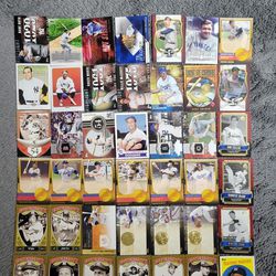 42 Card lot of Hall of Famers Featuring Mickey Mantle, Hank Aaron,  Jackie Robinson & More.