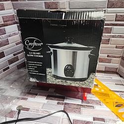 Crofton Slow Cooker 3.5 Qt Stainless Removable Stoneware 