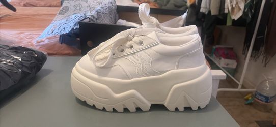 Dolls kill White Platform Sneaker