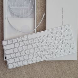 Apple Wireless Keyboard with Apple Magic Bluetooth Mouse