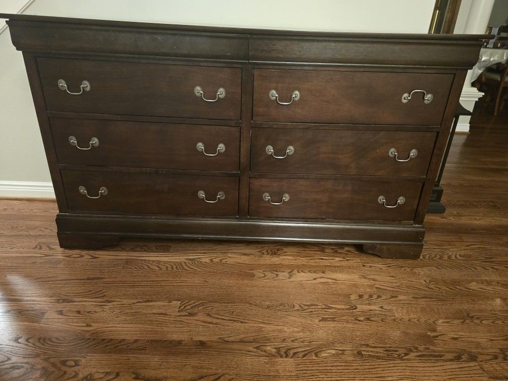 Wooden Chester Drawer
