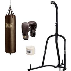 Everlast 100lb Heavy Bag with Stand - Perfect For Boxers!