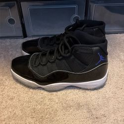 jordan 11 space jam 