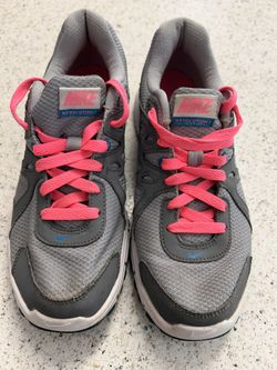 Nike Revolution Sneakers 