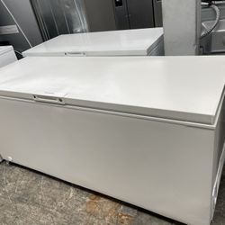 Frigidaire Chest Freezer In White New Open Box