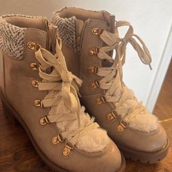 Winter Boots Size 8 