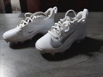 Kids football cleats size 1.5y