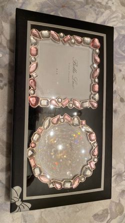 picture frames