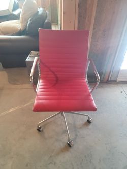 Red/orange Rolling Desk Chair In Great Condition $30