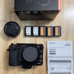 Sony a6400 W/ 16-50mm kit Lens
