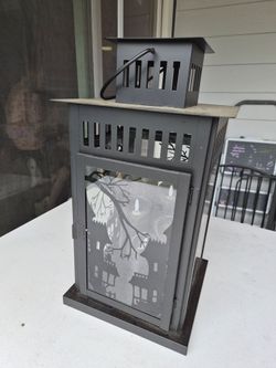 Cool Halloween themed lantern.