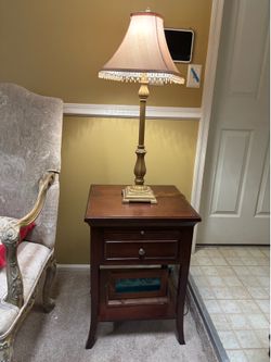 American Heritage Logan end table