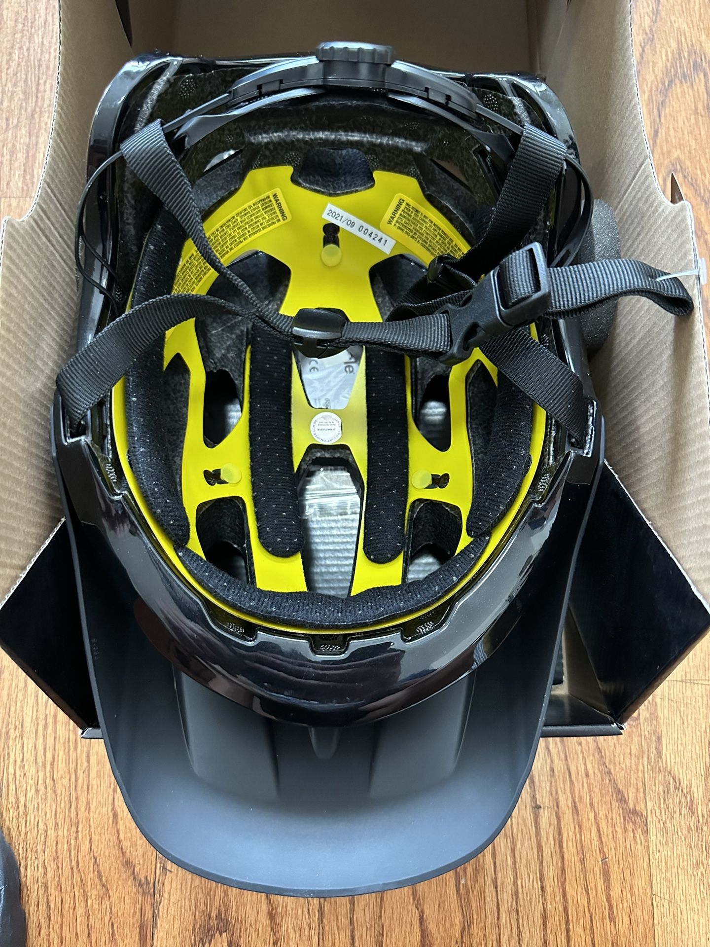 Komeri Mavic Comete Ultimate Helmet Yellow Mavic Cosmic Ultimate 
