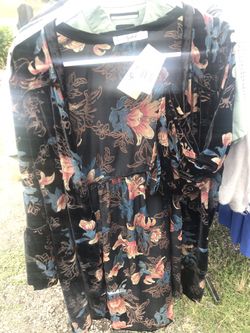 Black & Floral Velvet Draped Cardigan