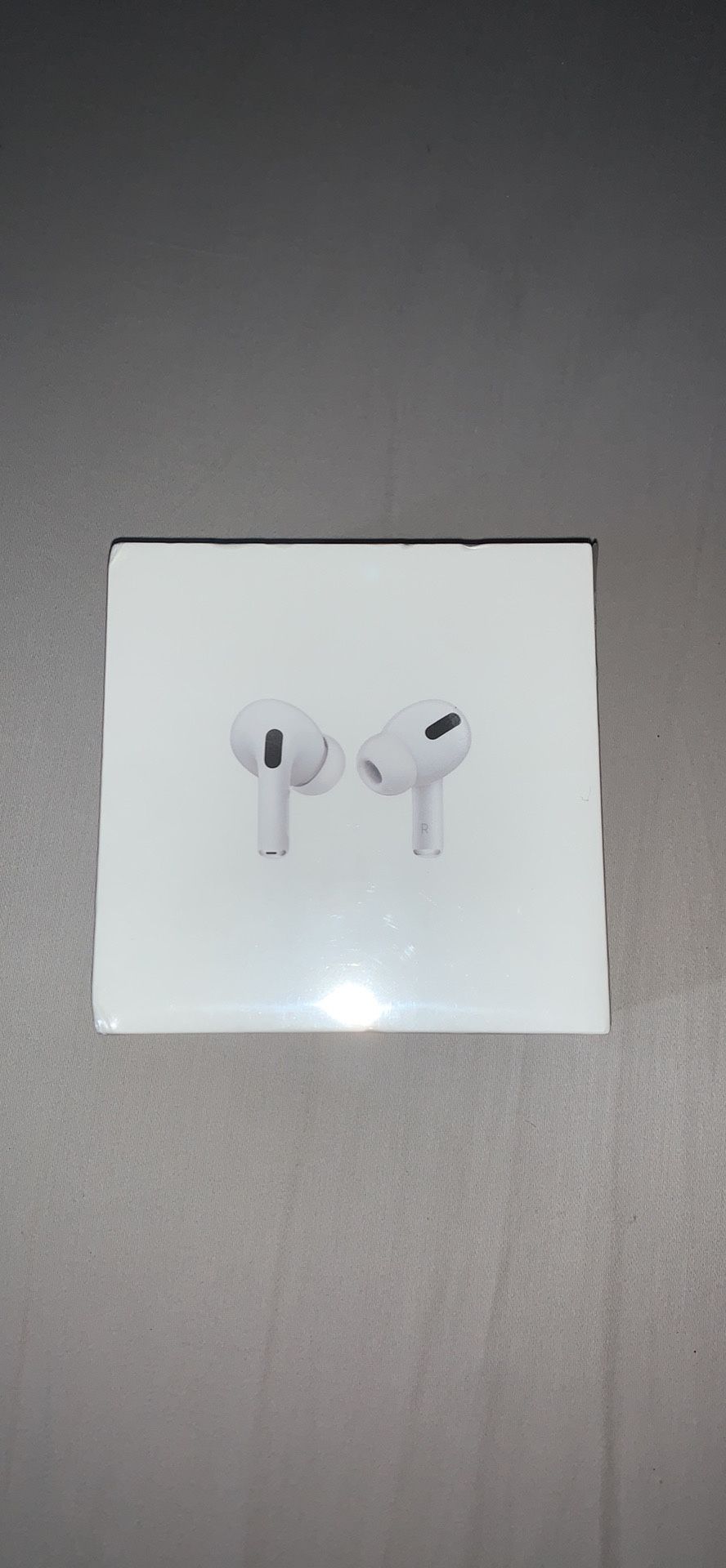 Airpods Pro - Still In Case