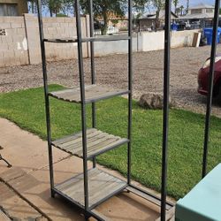 Free Shelves