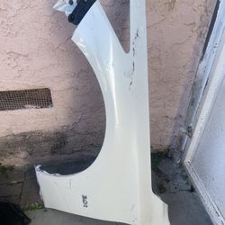 2014 - 2022 INFINITI Q50 left side fender only black or white