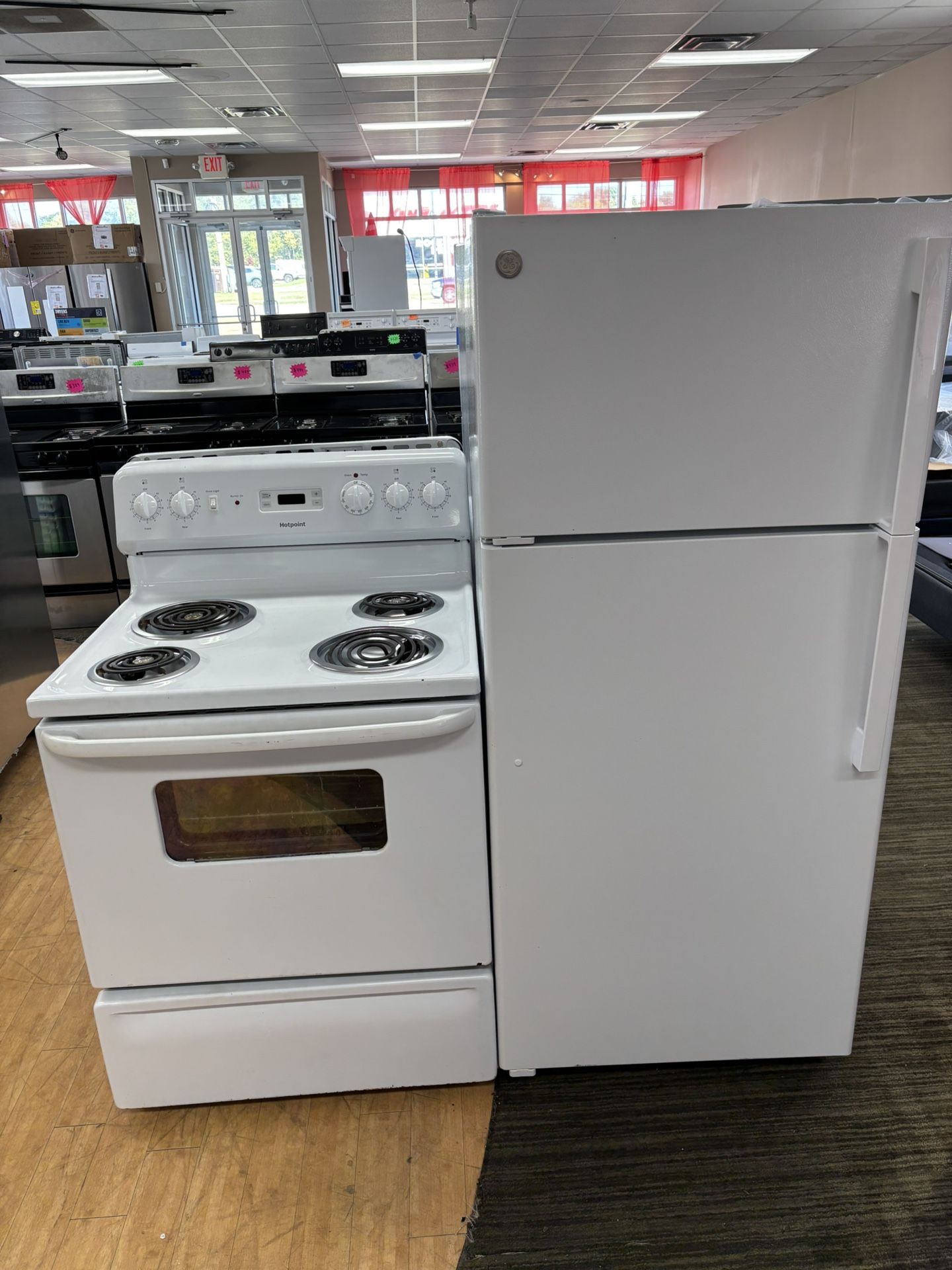 Electric stove And Refrigerator Set Starting At $400