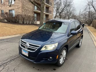 2011 VW Tiguan SE