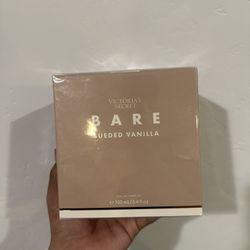 brand new bare Victoria secret perfume 