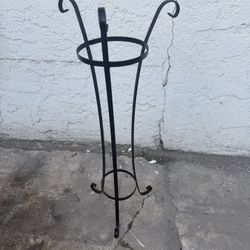 Plant Stand 