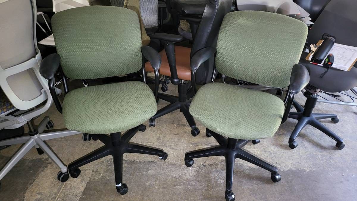 Green Office Chair 