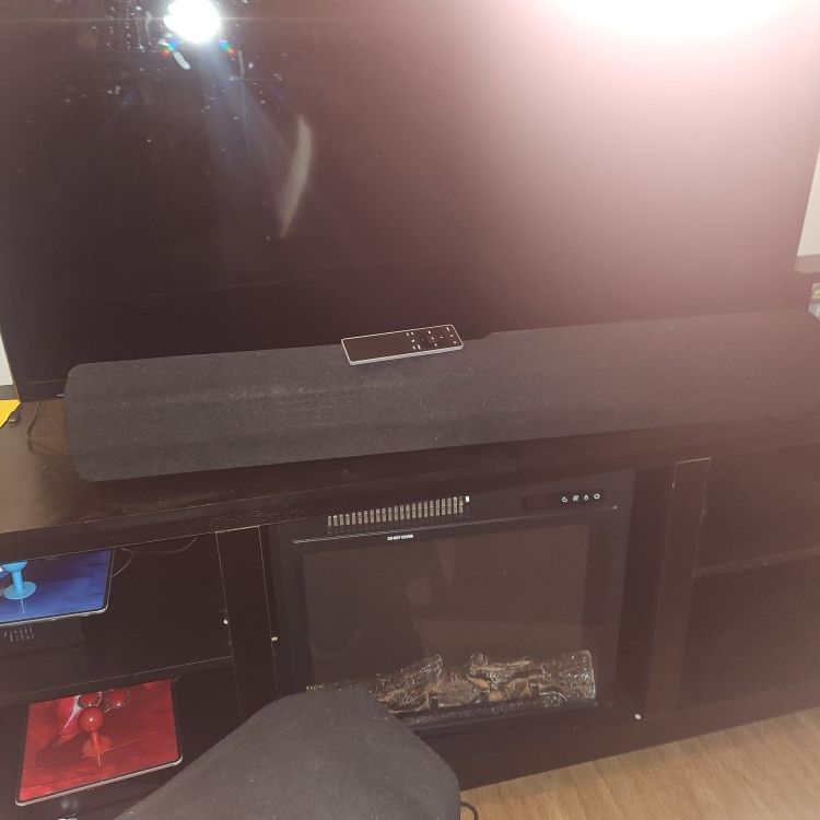 Vizo Sound Bar W Remote Used Once