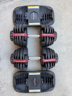 Bowflex SelectTech Adjustable Dumbbells with Trays