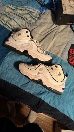 Men’s Size 12 Ken Griffey Shoes Blue/White